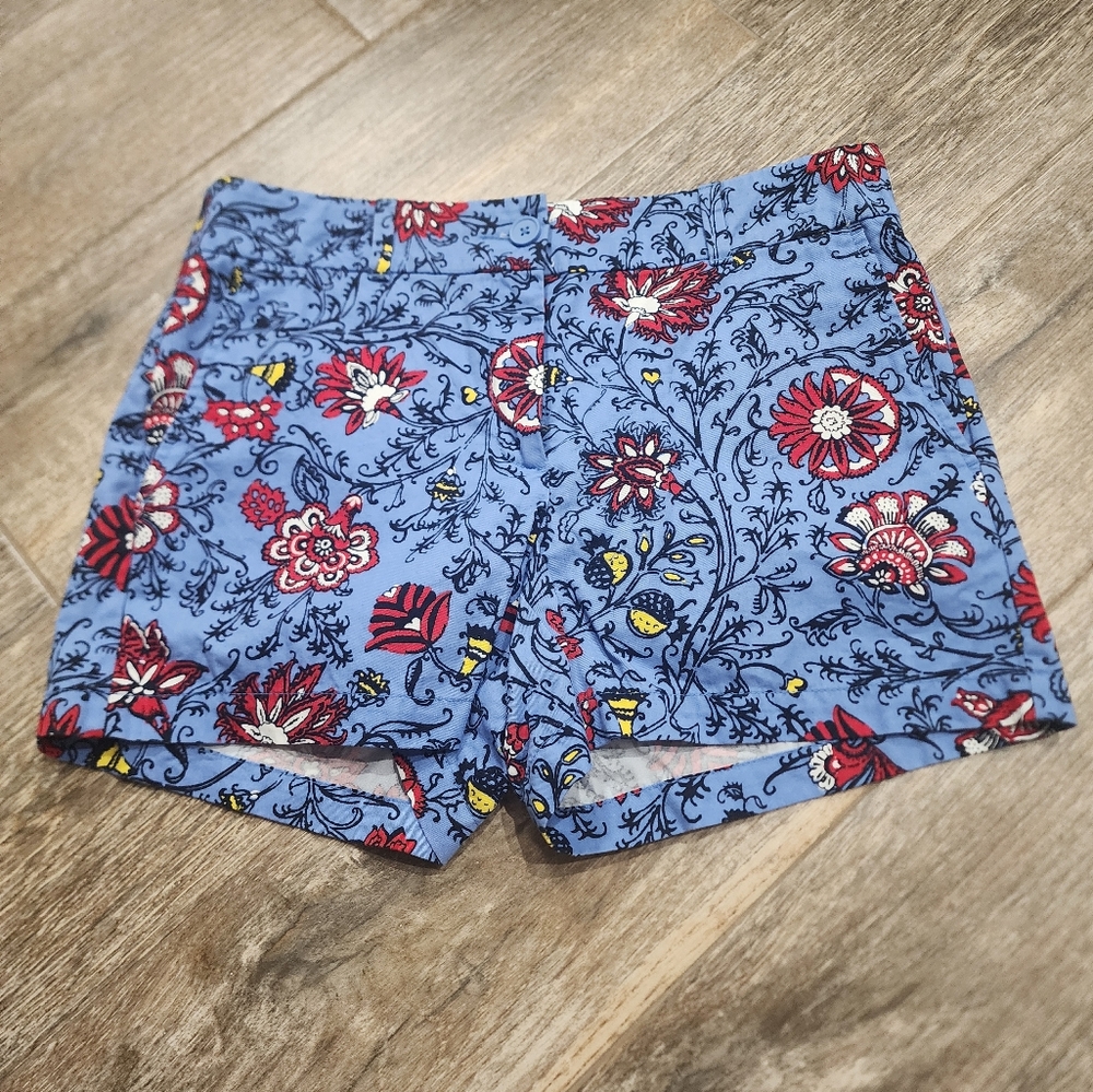 LOFT Brand Size 6 Blue Floral Shorts